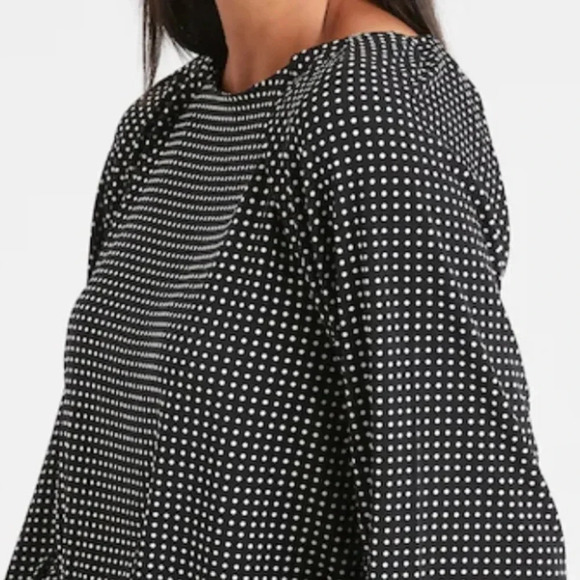 Banana Republic black print top - Picture 5 of 8